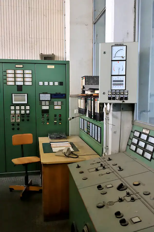 084 | 2023 | Oberlenningen | Papierfabrik Scheufelen | © carsten riede fotografie