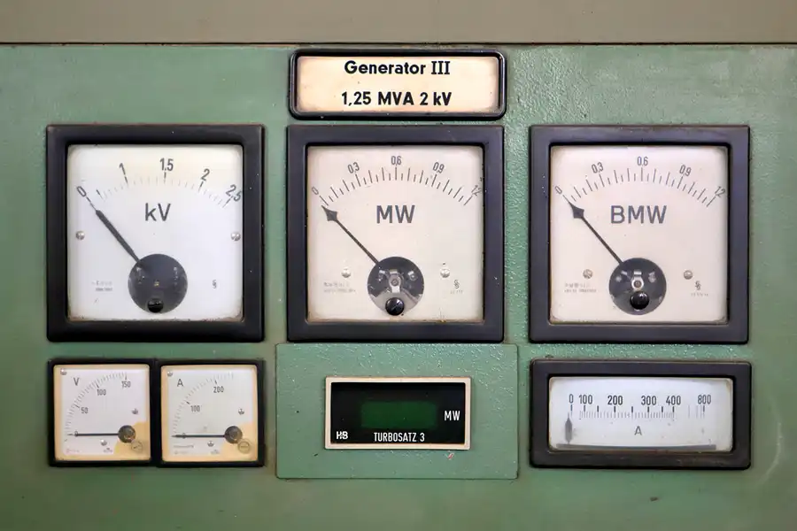 085 | 2023 | Oberlenningen | Papierfabrik Scheufelen | © carsten riede fotografie