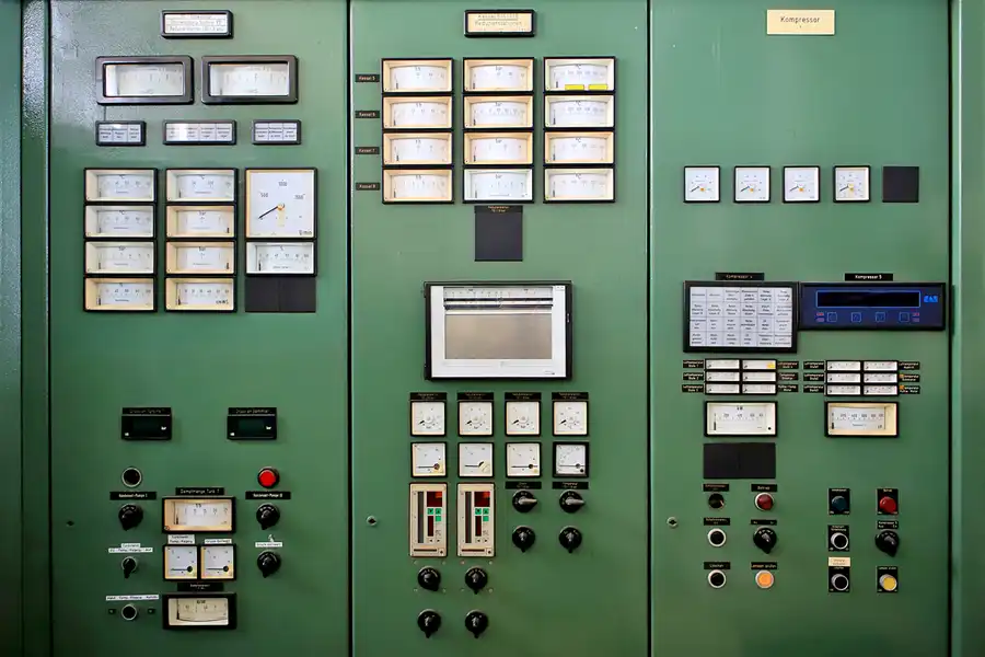 086 | 2023 | Oberlenningen | Papierfabrik Scheufelen | © carsten riede fotografie