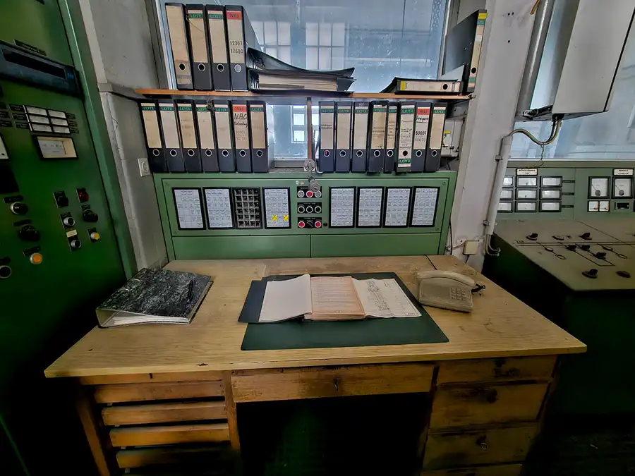 089 | 2023 | Oberlenningen | Papierfabrik Scheufelen | © carsten riede fotografie