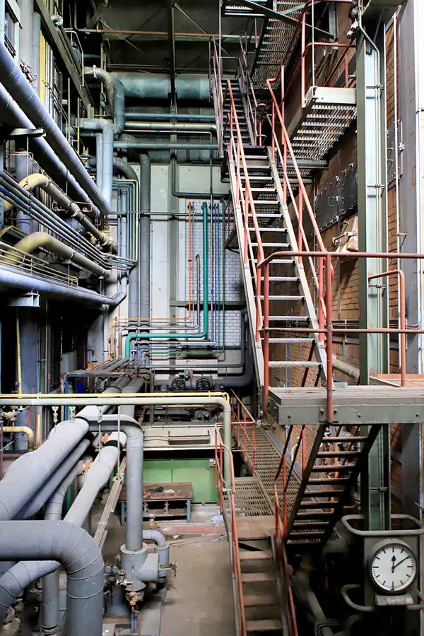 094 | 2023 | Oberlenningen | Papierfabrik Scheufelen | © carsten riede fotografie