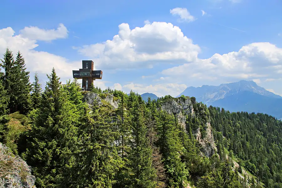 018 | 2023 | Buchensteinwand | Jakobskreuz | © carsten riede fotografie
