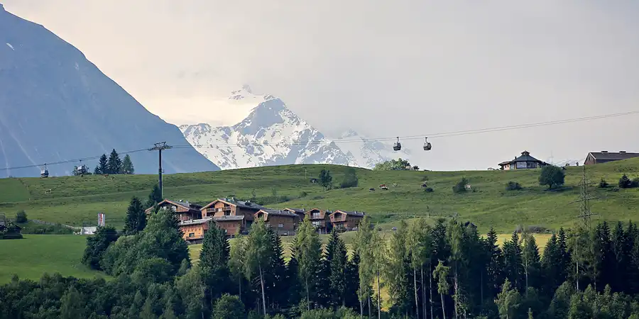 031 | 2023 | Fürth-Kaprun | © carsten riede fotografie