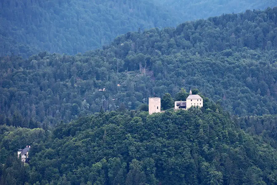 145 | 2023 | Kufstein | Kufstein-Stadtberg – Blick zur Burg Thierberg | © carsten riede fotografie