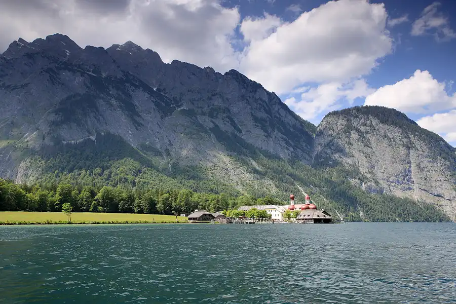 046 | 2023 | Schönau am Königssee | Rund um den Königssee – Kirche St. Bartholomä | © carsten riede fotografie