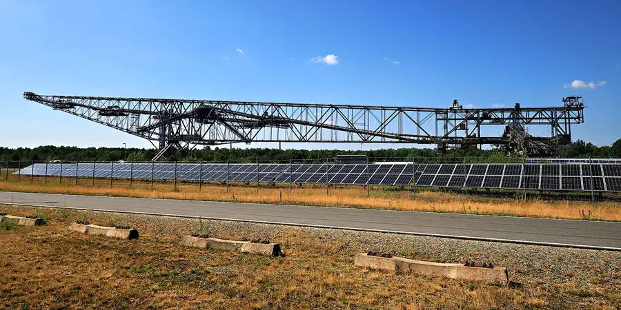 019 | 2023 | Lichterfeld | Abraumförderbrücke F60 | © carsten riede fotografie