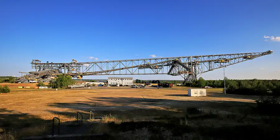 036 | 2023 | Lichterfeld | Abraumförderbrücke F60 | © carsten riede fotografie