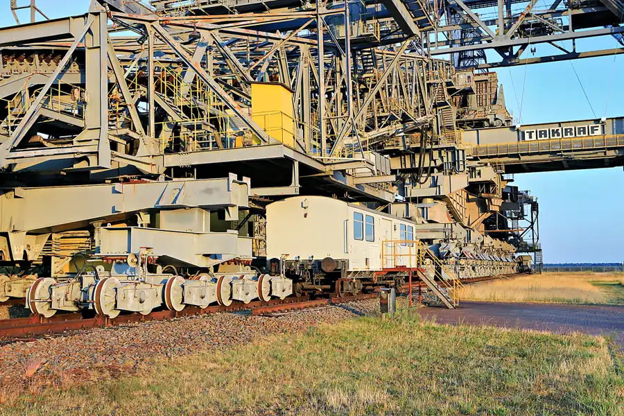 043 | 2023 | Lichterfeld | Abraumförderbrücke F60 | © carsten riede fotografie