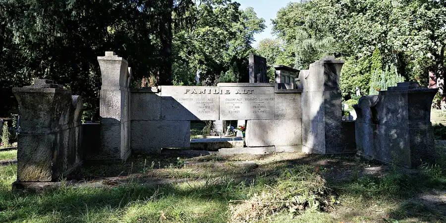 029 | 2023 | Berlin | Friedhof Berlin – II. Sophien-Friedhof | © carsten riede fotografie