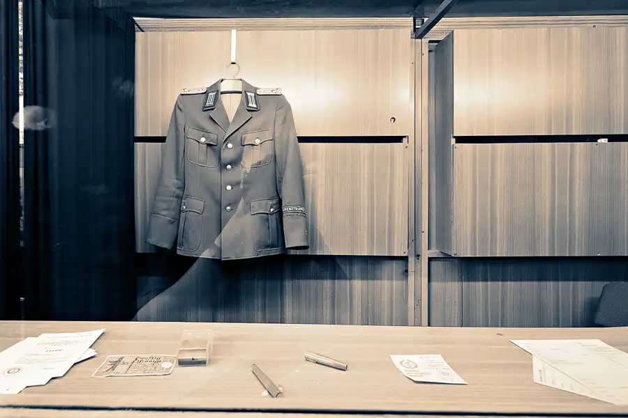 016 | 2023 | Berlin | Tränenpalast – Ausreisehalle Grenzübergangsstelle Bahnhof Friedrichstrasse | © carsten riede fotografie