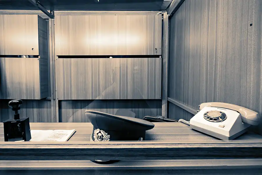 017 | 2023 | Berlin | Tränenpalast – Ausreisehalle Grenzübergangsstelle Bahnhof Friedrichstrasse | © carsten riede fotografie