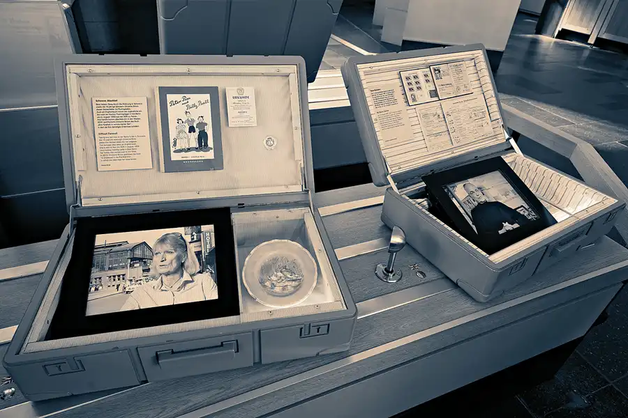 020 | 2023 | Berlin | Tränenpalast – Ausreisehalle Grenzübergangsstelle Bahnhof Friedrichstrasse | © carsten riede fotografie