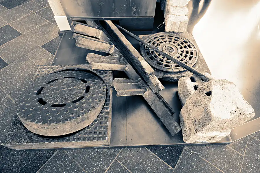 042 | 2023 | Berlin | Tränenpalast – Ausreisehalle Grenzübergangsstelle Bahnhof Friedrichstrasse | © carsten riede fotografie