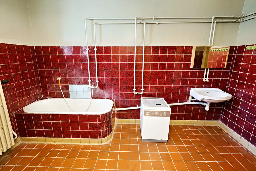 025 | 2023 | Berlin | Untersuchungshaftanstalt des Ministeriums für Staatssicherheit der DDR (MfS) Hohenschönhausen – Das Strafgefangenenarbeitskommando der Frauen | © carsten riede fotografie