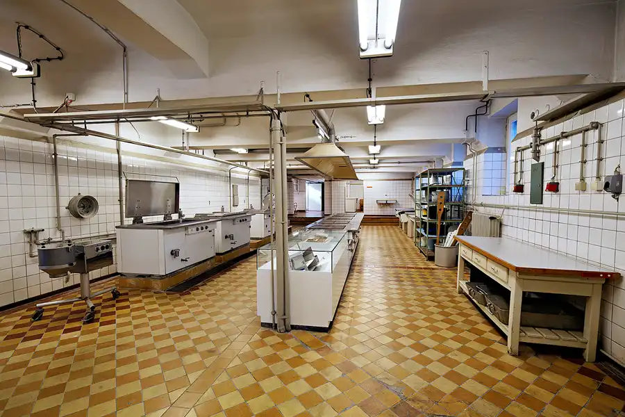 037 | 2023 | Berlin | Untersuchungshaftanstalt des Ministeriums für Staatssicherheit der DDR (MfS) Hohenschönhausen – Das Strafgefangenenarbeitskommando der Frauen | © carsten riede fotografie