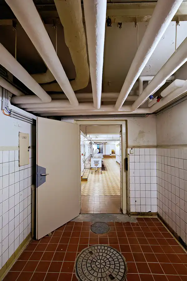 043 | 2023 | Berlin | Untersuchungshaftanstalt des Ministeriums für Staatssicherheit der DDR (MfS) Hohenschönhausen – Das Strafgefangenenarbeitskommando der Frauen | © carsten riede fotografie