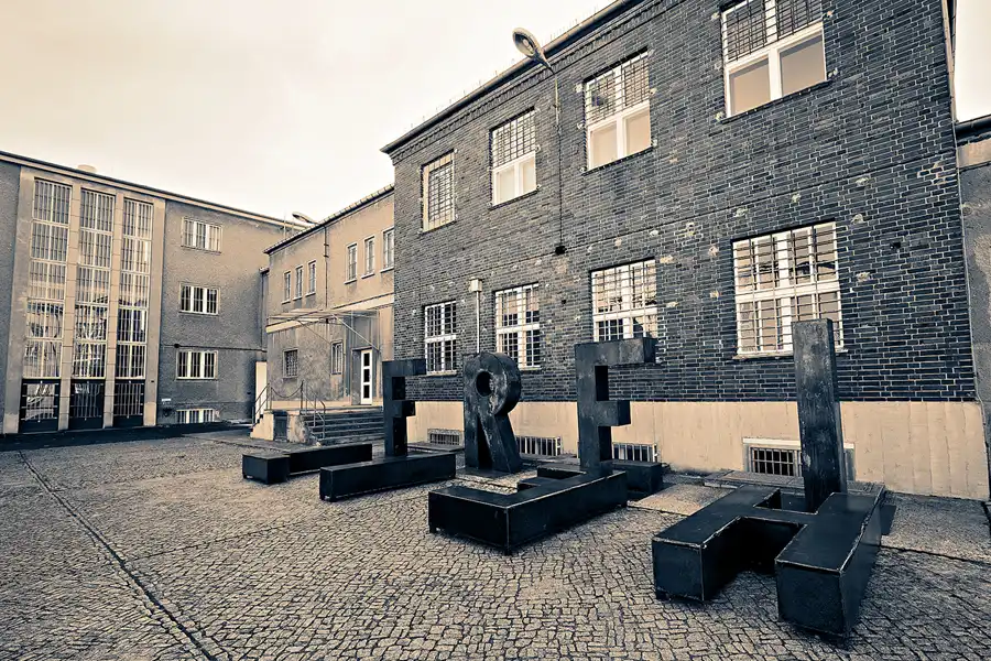 056 | 2023 | Berlin | Untersuchungshaftanstalt des Ministeriums für Staatssicherheit der DDR (MfS) Hohenschönhausen | © carsten riede fotografie