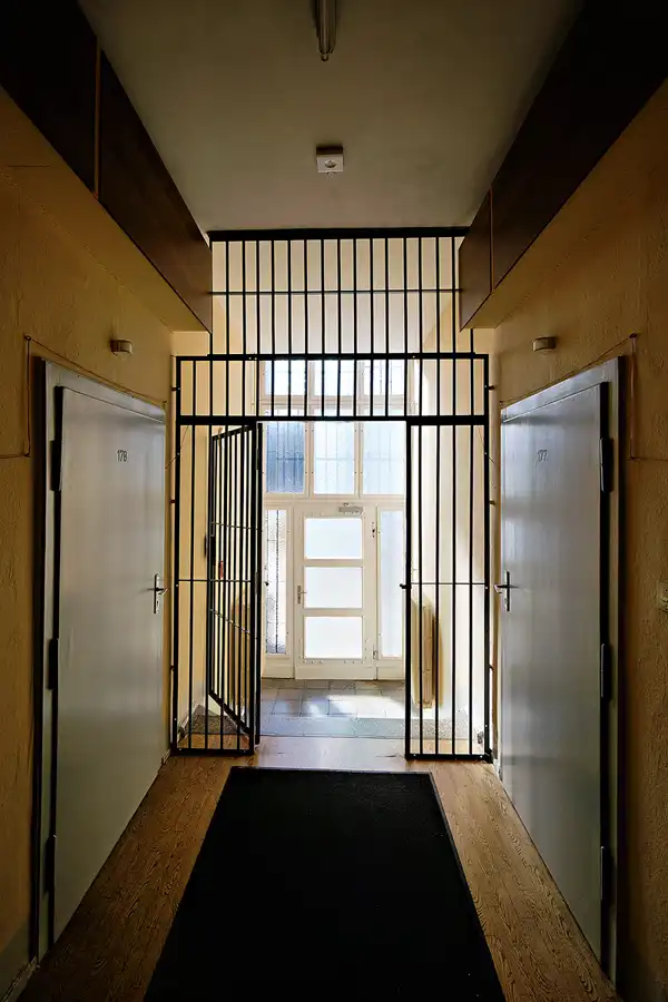 086 | 2023 | Berlin | Untersuchungshaftanstalt des Ministeriums für Staatssicherheit der DDR (MfS) Hohenschönhausen | © carsten riede fotografie