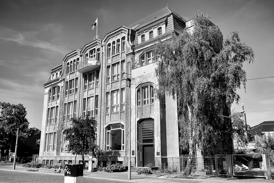 002 | 2023 | Berlin | Villa Heike | © carsten riede fotografie