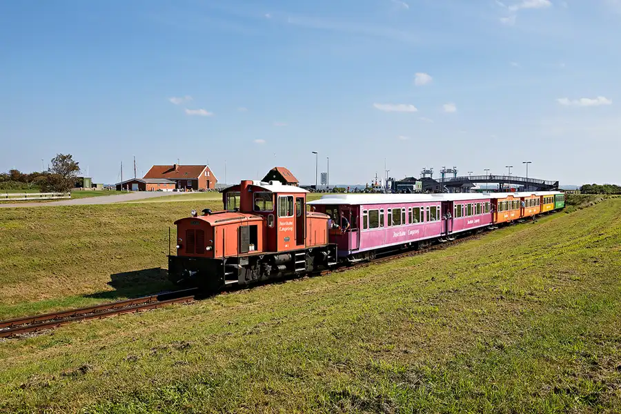 037 | 2023 | Langeoog | Inselbahn | © carsten riede fotografie