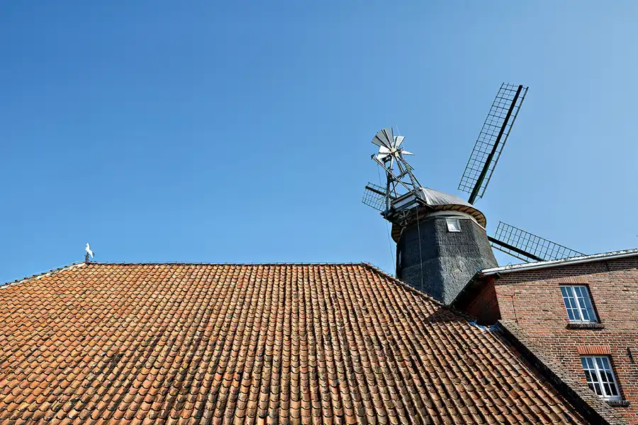 081 | 2023 | Pewsum| Windmühle Pewsum | © carsten riede fotografie