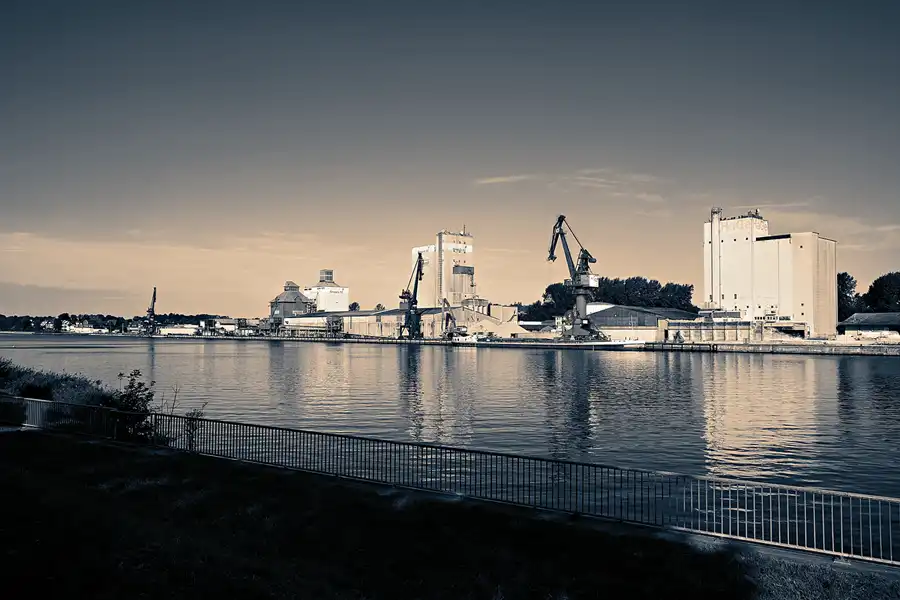 008 | 2023 | Rendsburg | Nord-Ostsee-Kanal | © carsten riede fotografie