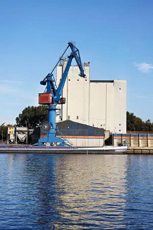 011 | 2023 | Rendsburg | Nord-Ostsee-Kanal | © carsten riede fotografie