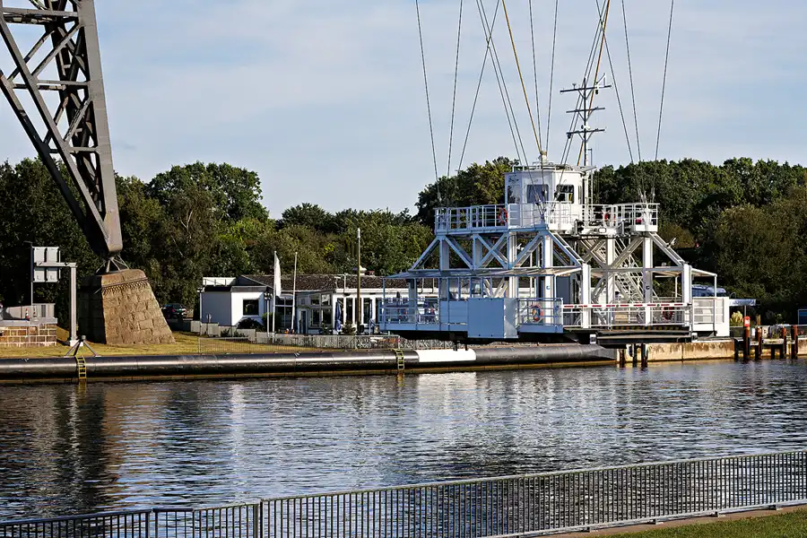 016 | 2023 | Rendsburg | Rendsburger Hochbrücke – Schwebefähre | © carsten riede fotografie