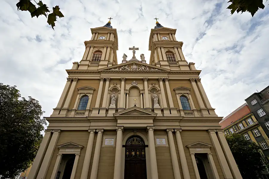 035 | 2023 | Ostrava | Katedrala Bozskeho Spasitele | © carsten riede fotografie