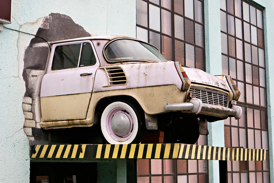 093 | 2023 | Ostrava | Retro Hotel Garage | © carsten riede fotografie