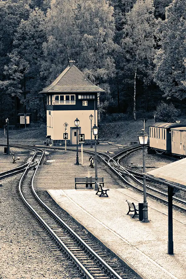002 | 2023 | Bertsdorf | Zittauer Schmalspurbahn – Bahnhof Bertsdorf | © carsten riede fotografie