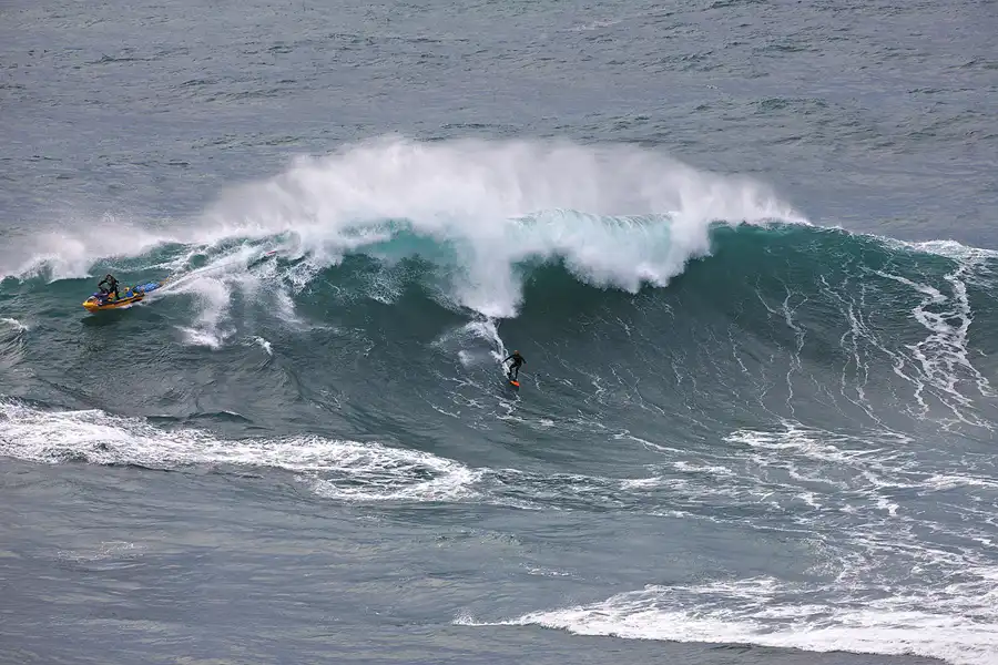 118 | 2023 | Nazare | Praia do Norte – Big Waves Nazare | © carsten riede fotografie