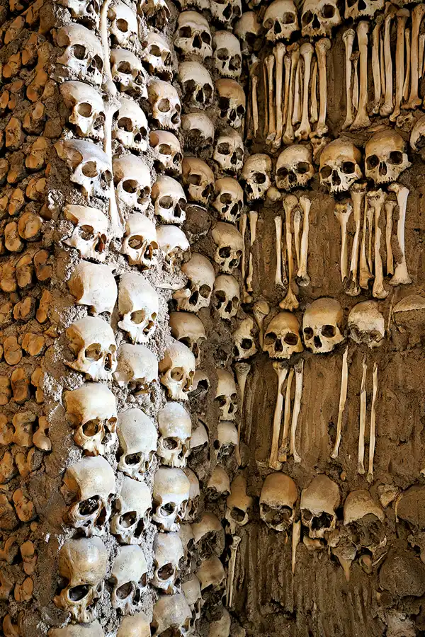 061 | 2023 | Evora | Capela dos Ossos | © carsten riede fotografie