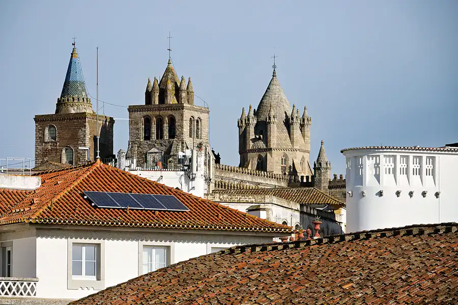077 | 2023 | Evora | Blick von der Capela dos Ossos | © carsten riede fotografie