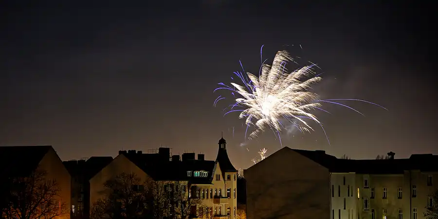 036 | 2024 | Berlin | Silvester-Feuerwerk in Alt-Hohenschönhausen | © carsten riede fotografie