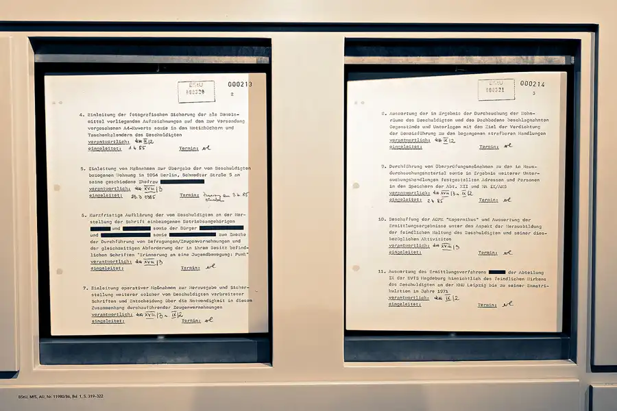 020 | 2024 | Berlin | Stasi-Unterlagen-Archiv – Einblick ins Geheime – Normannenstrasse | © carsten riede fotografie