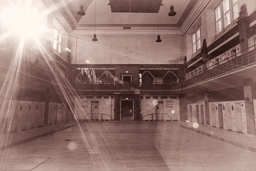 011 | 2024 | Berlin | Stadtbad Lichtenberg – Hubertusbad | © carsten riede fotografie