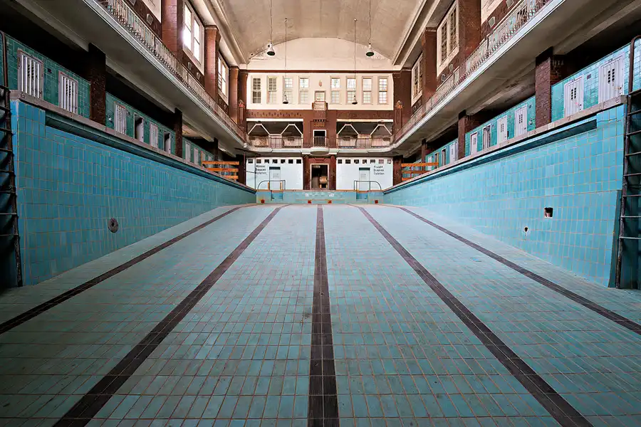 119 | 2024 | Berlin | Stadtbad Lichtenberg – Hubertusbad | © carsten riede fotografie