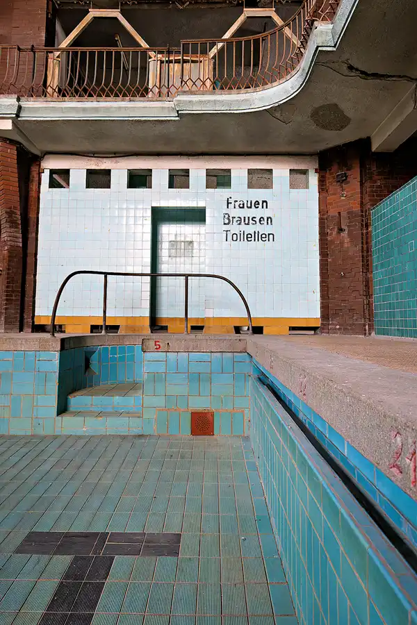 127 | 2024 | Berlin | Stadtbad Lichtenberg – Hubertusbad | © carsten riede fotografie