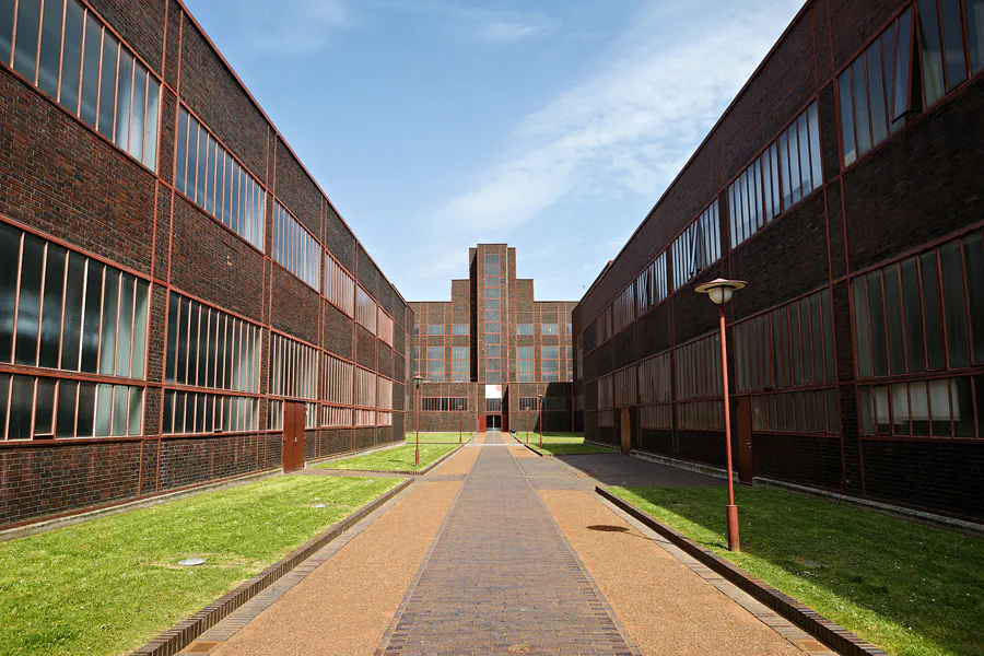 001 | 2024 | Essen | Zeche Zollverein – Red Dot Design Museum | © carsten riede fotografie