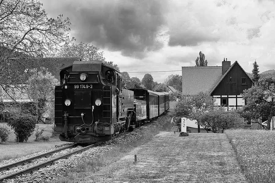 003 | 2024 | Jonsdorf | Zittauer Schmalspurbahn – Kurort Jonsdorf Haltestelle | © carsten riede fotografie