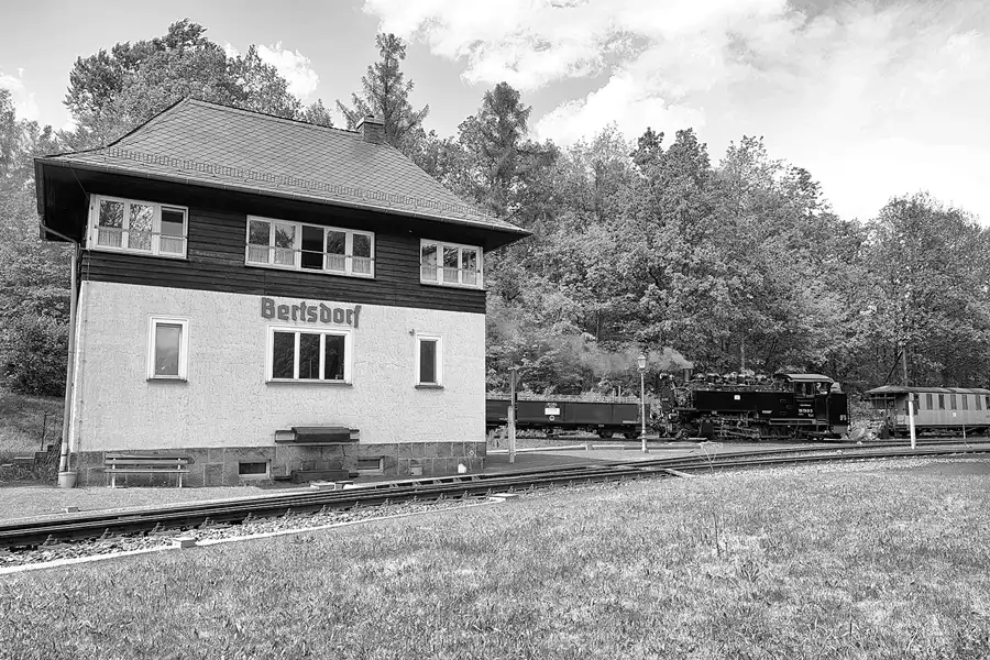 055 | 2024 | Bertsdorf | Zittauer Schmalspurbahn – Bahnhof Bertsdorf | © carsten riede fotografie