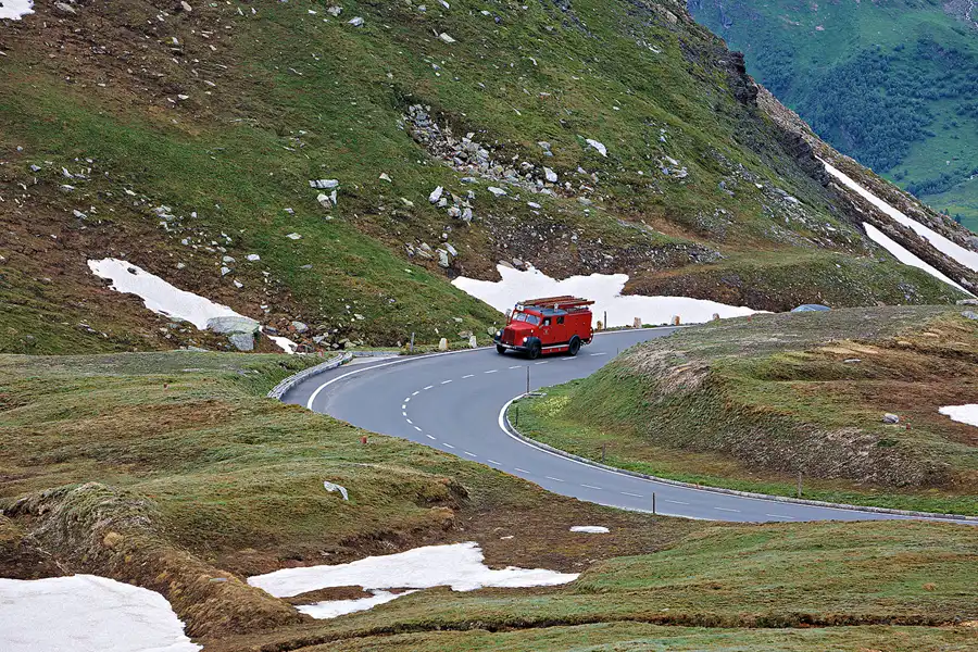 001 | 2024 | Grossglockner Hochalpenstrasse | Feuerwehr-Oldtimer-WM | © carsten riede fotografie