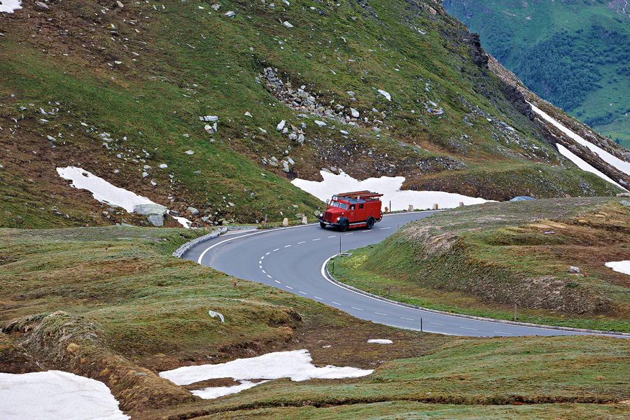 001 | 2024 | Grossglockner Hochalpenstrasse | Feuerwehr-Oldtimer-WM | © carsten riede fotografie