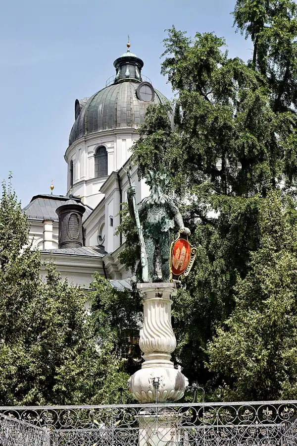 011 | 2024 | Salzburg | © carsten riede fotografie