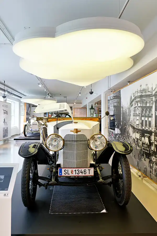 005 | 2024 | Mattsee | Ferdinand Porsche Erlebniswelten fahr(T)raum | © carsten riede fotografie