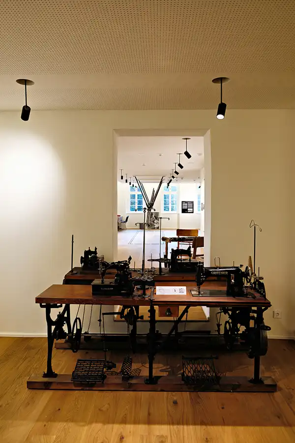 038 | 2024 | Plauen | Fabrik der Fäden – Weisbachsches Haus Plauen – Deutsches Forum für Textil und Spitze | © carsten riede fotografie