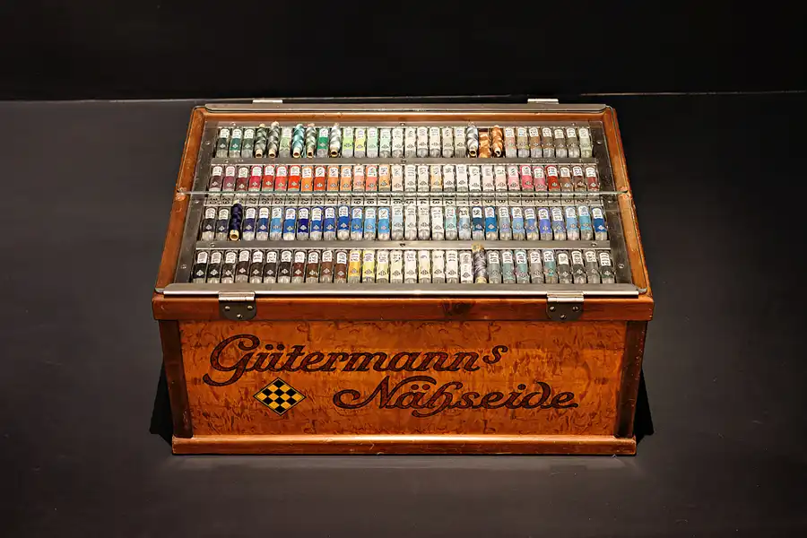 068 | 2024 | Plauen | Fabrik der Fäden – Weisbachsches Haus Plauen – Deutsches Forum für Textil und Spitze | © carsten riede fotografie