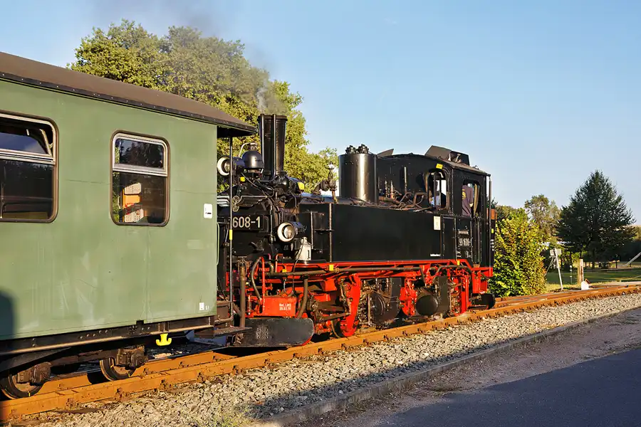 051 | 2024 | Mügeln OT Glossen | Bahnhof – Döllnitzbahn | © carsten riede fotografie