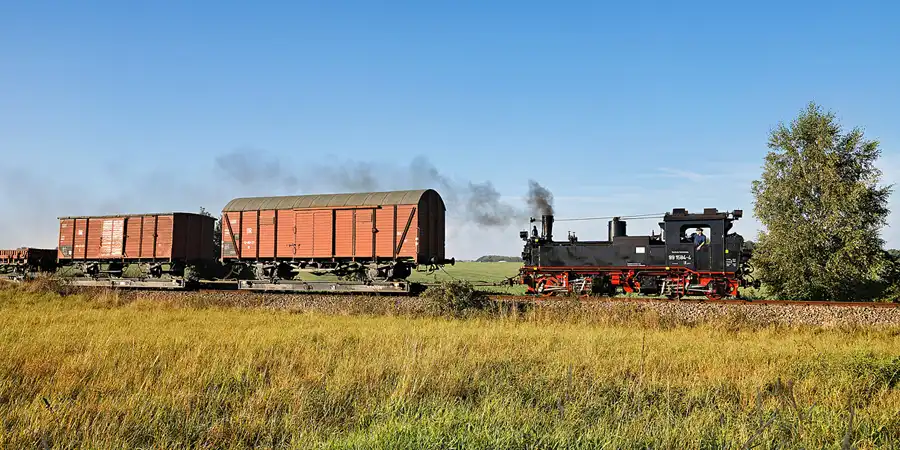 072 | 2024 | Naundorf | Birnenweg – Döllnitzbahn | © carsten riede fotografie